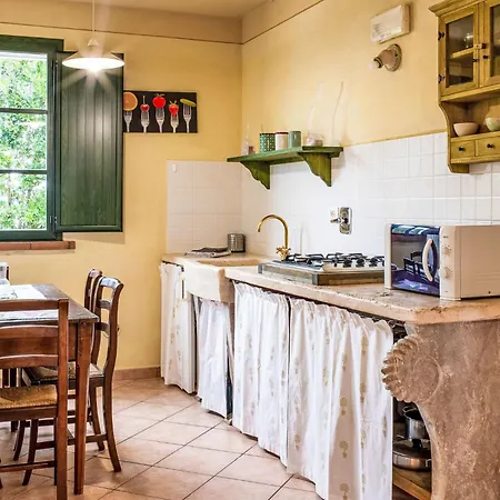 Le Debbiare-5 By Interhome